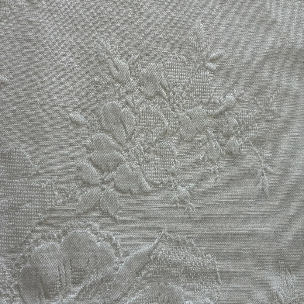 Antique Matelasse Peony Design Bedspread/Coverlet Full